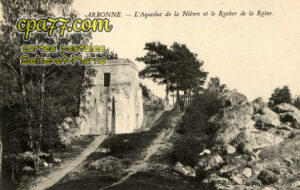 Arbonne La Forêt (Seine-et-Marne) - L&rsquo;Aqueduc de la Nièvre et le Rocher de la Reine