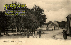 Aufferville (Seine-et-Marne) - La Place