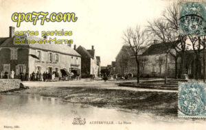Aufferville (Seine-et-Marne) - La Place