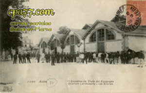 Avon (Seine-et-Marne) - Escadron du Train des Equipages – Quartier Lariboisière – Les Ecuries