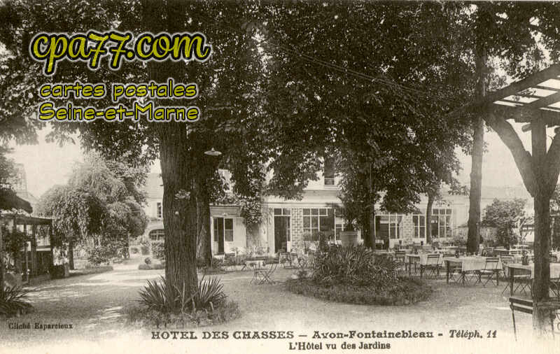 Avon (Seine-et-Marne) - Hôtel des Cascades, vu des Jardins