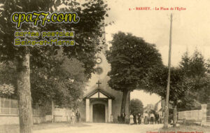 Barbey (Seine-et-Marne) - La Place de l&rsquo;Eglise