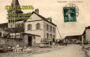 Beauchery St Martin (Seine-et-Marne) - La Mairie et l&rsquo;Eglise