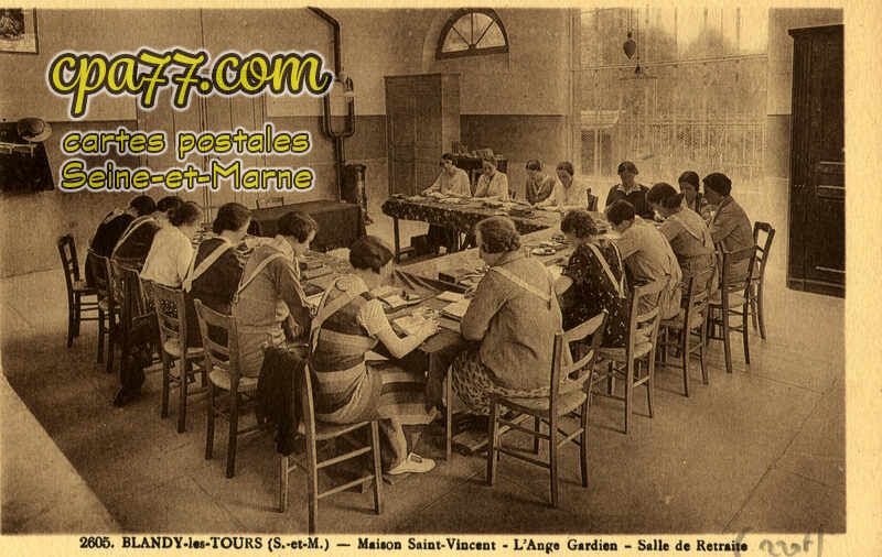 Blandy Les Tours (Seine-et-Marne) - Maison Saint-Vincent – L&rsquo;Ange Gardien – Salle de Retraite