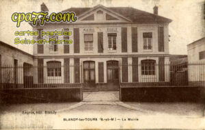 Blandy Les Tours (Seine-et-Marne) - La Mairie