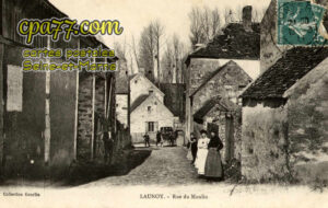 Blennes (Seine-et-Marne) - Rue du Moulin