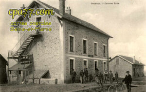 Boissise Le Roi (Seine-et-Marne) - Cantine Tura