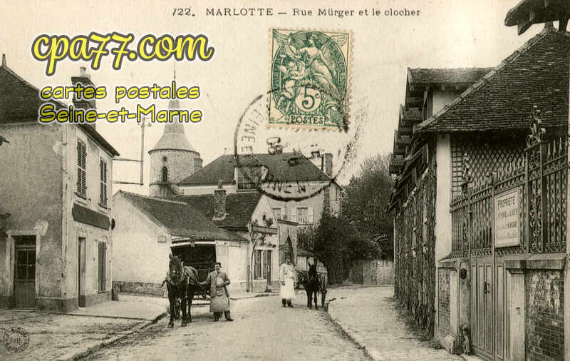 Bourron Marlotte (Seine-et-Marne) - Rue Mürger et le clocher