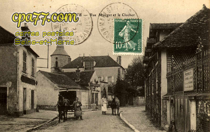 Bourron Marlotte (Seine-et-Marne) - Rue Mürger et le Clocher