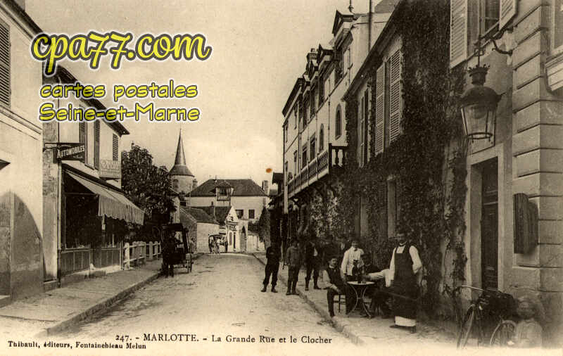 Bourron Marlotte (Seine-et-Marne) - La Grande Rue et le Clocher