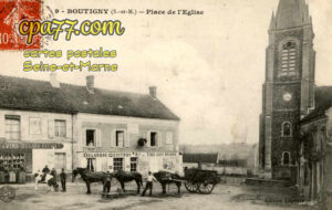 Boutigny (Seine-et-Marne) - Place de l’église