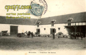 Bransles (Seine-et-Marne) - Intérieur de Ferme