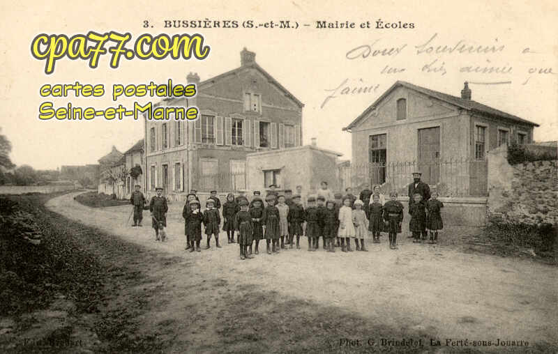 Bussières (Seine-et-Marne) - Mairie et Ecoles