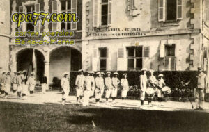 Cannes Écluse (Seine-et-Marne) - Le Château « La Fraternelle »