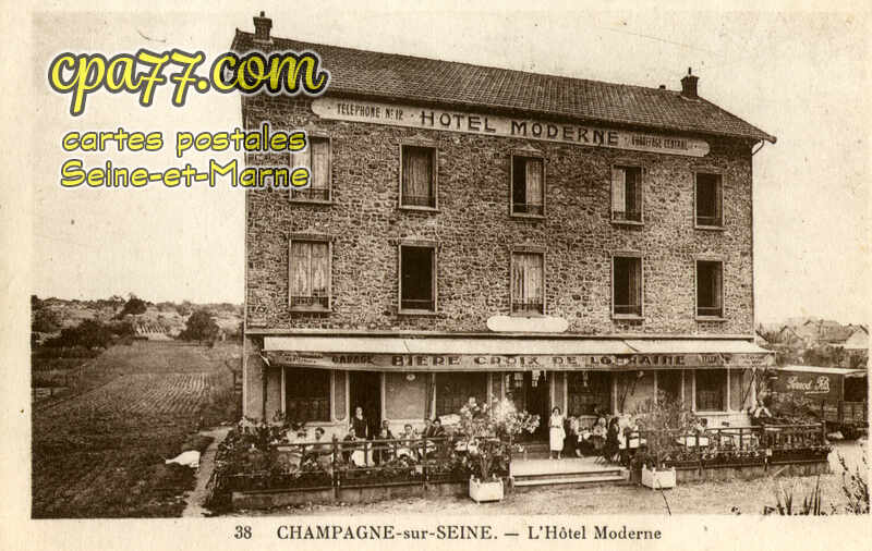 Champagne Sur Seine (Seine-et-Marne) - L&rsquo;Hôtel Moderne