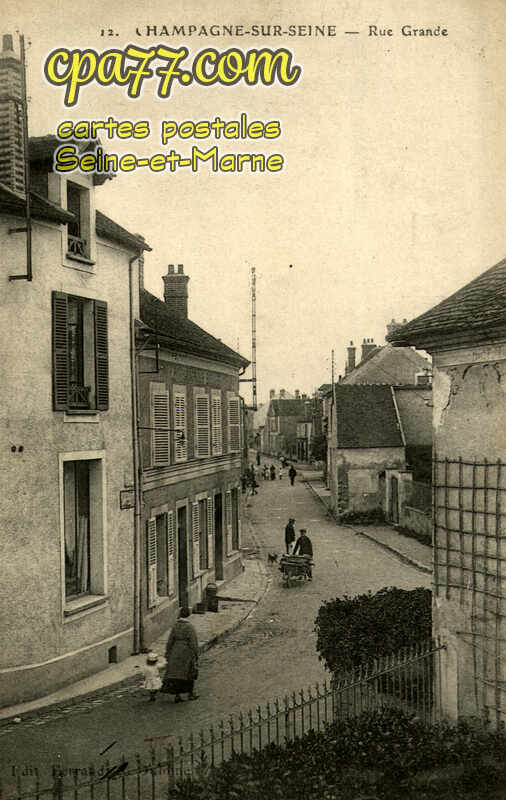 Champagne Sur Seine (Seine-et-Marne) - Rue Grande