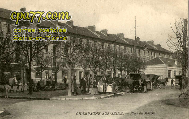 Champagne Sur Seine (Seine-et-Marne) - Place du Marché