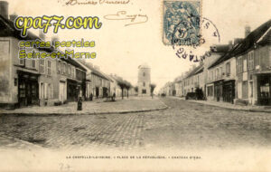 La Chapelle La Reine (Seine-et-Marne) - Place de la Republique – Château d&rsquo;eau