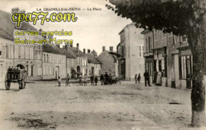 La Chapelle La Reine (Seine-et-Marne) - La Place