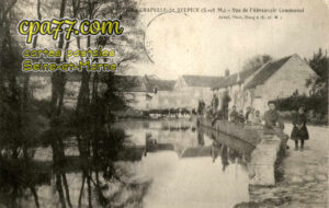 La Chapelle St Sulpice (Seine-et-Marne) - Vue de l&rsquo;Abreuvoir Communal