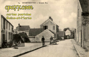 Chartrettes (Seine-et-Marne) - Grande Rue
