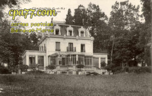 Chartrettes (Seine-et-Marne) - Château du Buisson