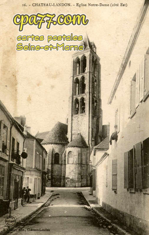 Château Landon (Seine-et-Marne) - Eglise Notre-Dame (côté Est) &lsquo;en l&rsquo;état)