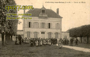 Châtenay Sur Seine (Seine-et-Marne) - Sortie de l&rsquo;Ecole