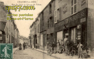 Chaumes En Brie (Seine-et-Marne) - Rue de Paris et Bureau de Tabac