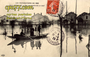 Chelles (Seine-et-Marne) - Les Inondations de 1910 – Une rue transformée en canal