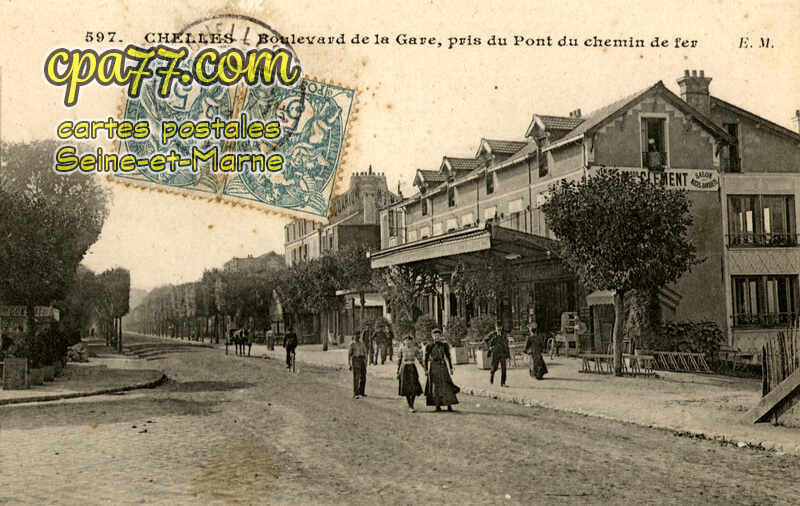 Chelles (Seine-et-Marne) - Boulevard de la Gare, pris du Pont du chemin de fer (en l&rsquo;état)