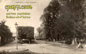 Chelles (Seine-et-Marne) - Place Poncelet