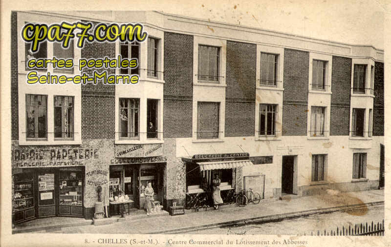 Chelles (Seine-et-Marne) - Centre Commercial du Lotissement des Abbesses