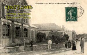 Chenoise (Seine-et-Marne) - La Mairie et l&rsquo;Ecole des Garçons