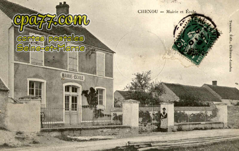 Chenou (Seine-et-Marne) - Mairie et Ecole (en l&rsquo;état)