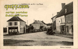 Chevru (Seine-et-Marne) - La Place