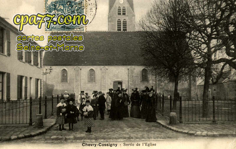 Chevry Cossigny (Seine-et-Marne) - Sortie de l&rsquo;Eglise