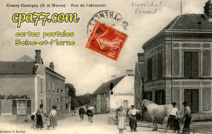 Chevry Cossigny (Seine-et-Marne) - Rue de l&rsquo;abreuvoir