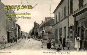 Chevry Cossigny (Seine-et-Marne) - La Grande Rue