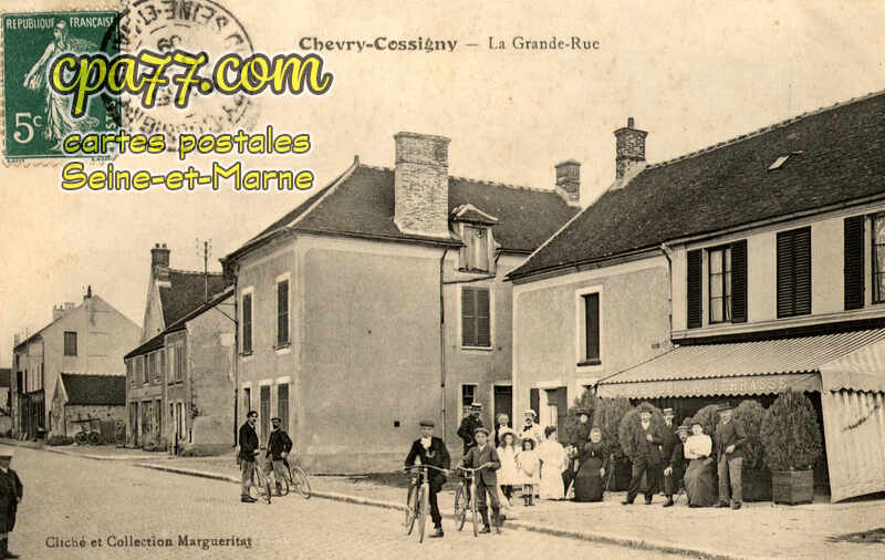 Chevry Cossigny (Seine-et-Marne) - La Grande Rue
