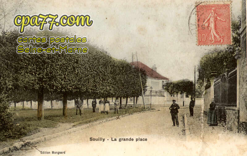 Claye Souilly (Seine-et-Marne) - La grande place