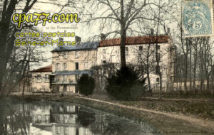 Claye Souilly (Seine-et-Marne) - La Mairie et les Promenades