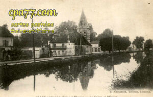 Claye Souilly (Seine-et-Marne) - Le Canal et l&rsquo;Eglise