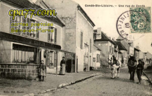 Condé Ste Libiaire (Seine-et-Marne) - Une rue de Condé