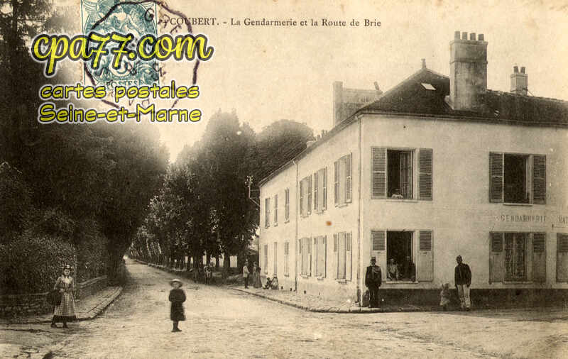 Coubert (Seine-et-Marne) - La Gendarmerie et la Route de Brie