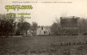Couilly Pont Aux Dames (Seine-et-Marne) - Le Gazomètre et vue de Pont-aux-Dames