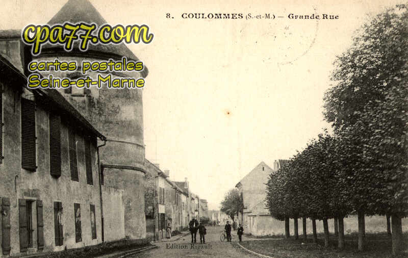Coulommes (Seine-et-Marne) - Grande Rue