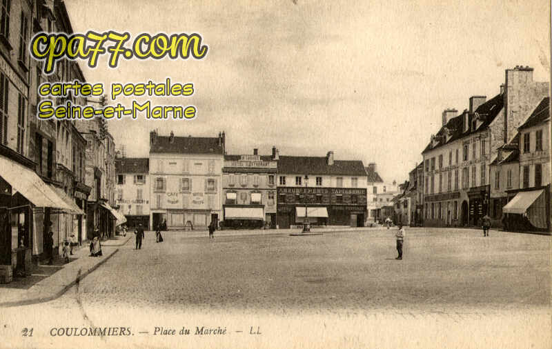 Coulommiers (Seine-et-Marne) - Place du Marché