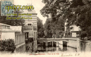 Coulommiers (Seine-et-Marne) - Pont de la Ville