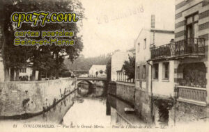Coulommiers (Seine-et-Marne) - Vue sur le Grand Morin – Pont de la Ville